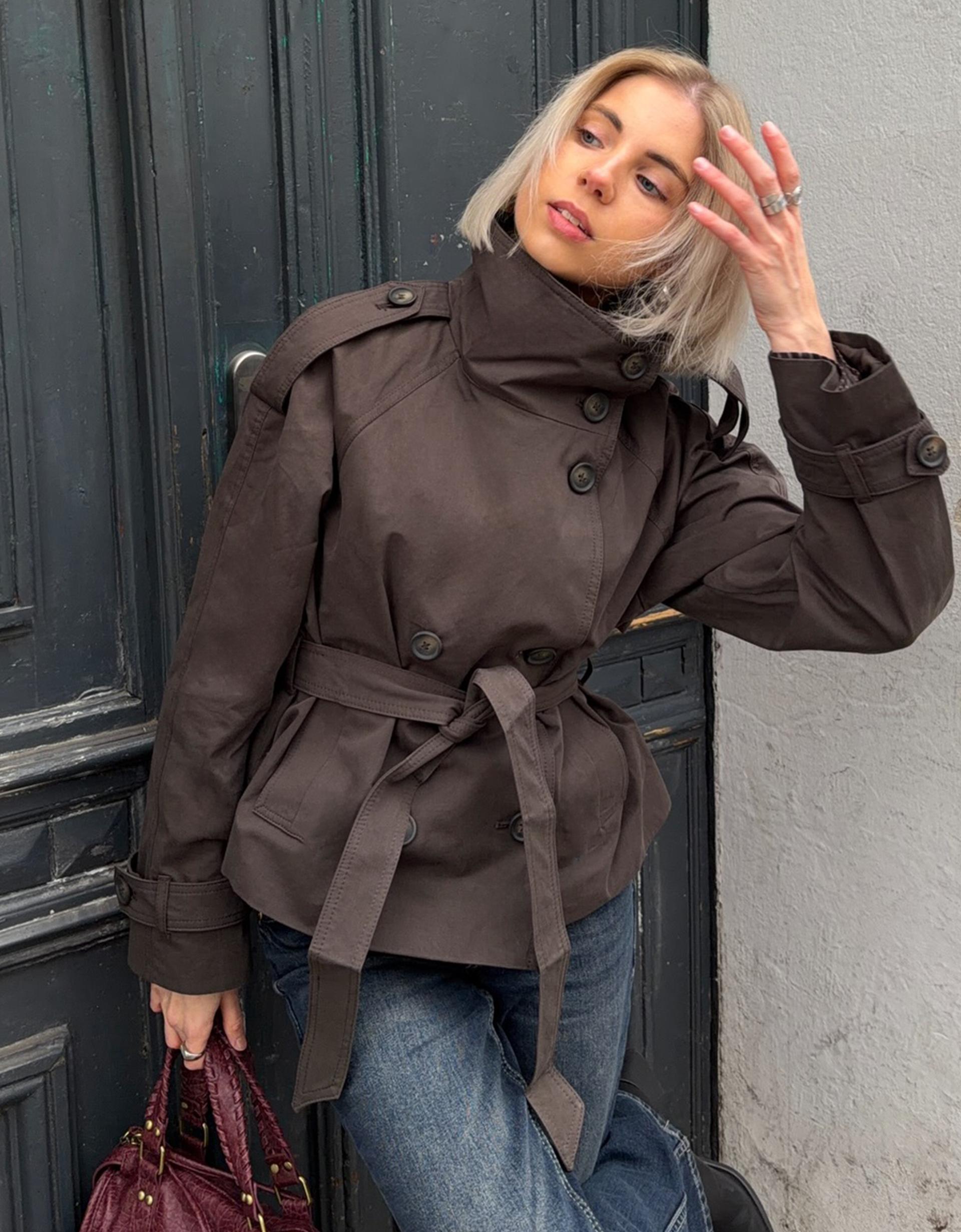 Jennifer Spring Trenchcoat